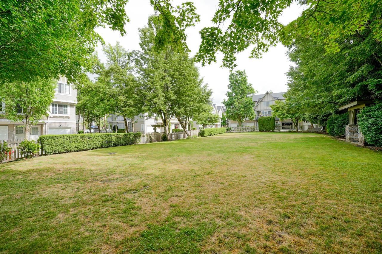 Listing Image 17
