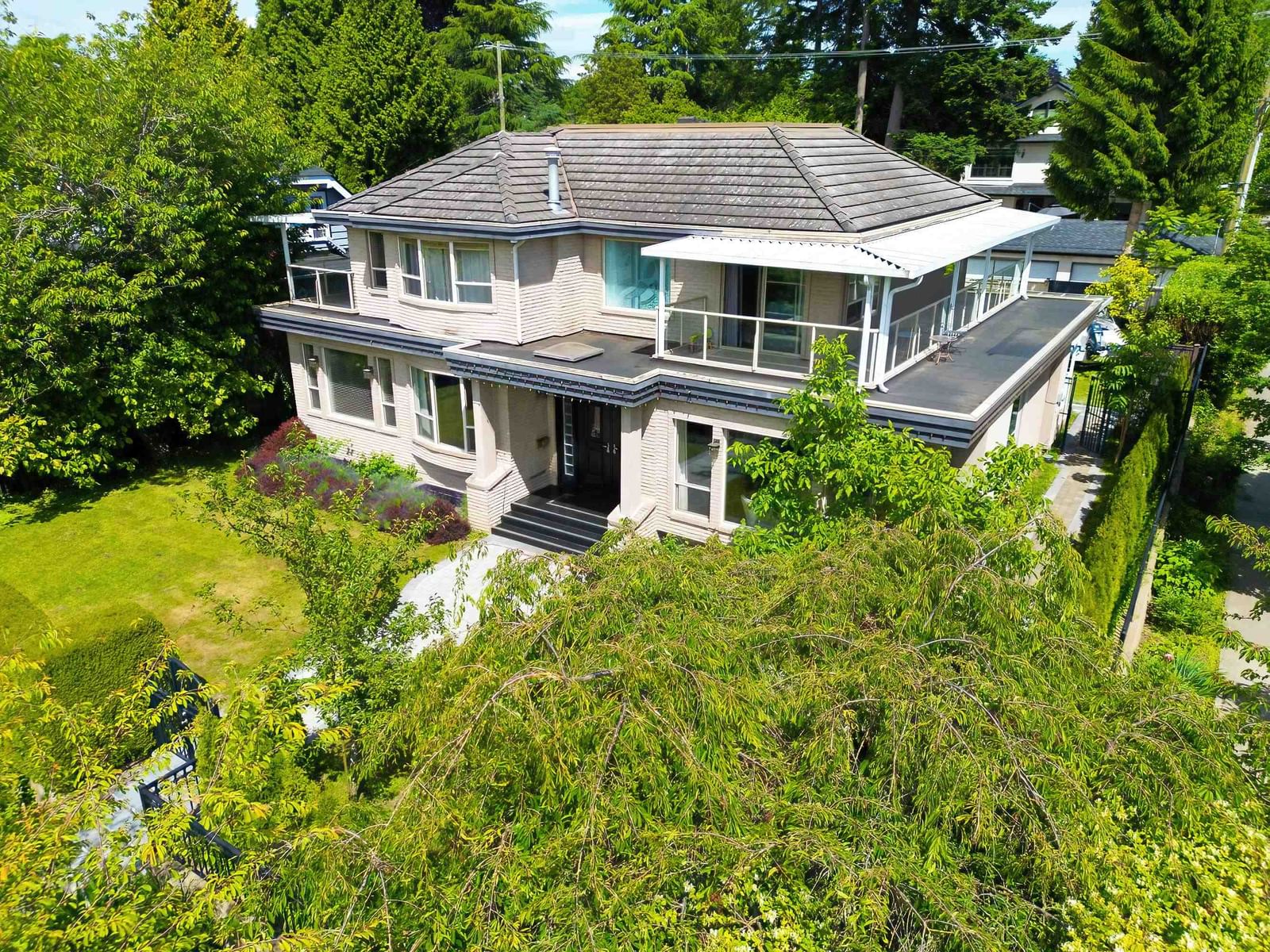 Listing Image 6