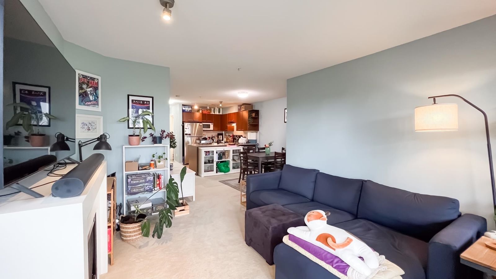 Listing Image 9