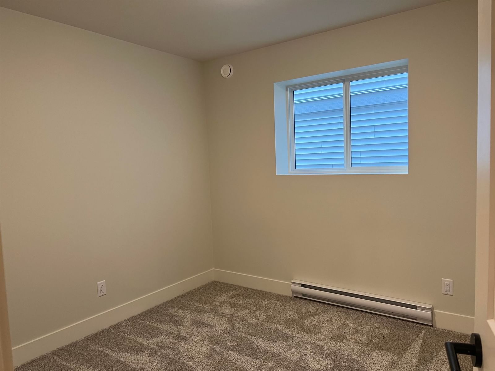 Listing Image 30