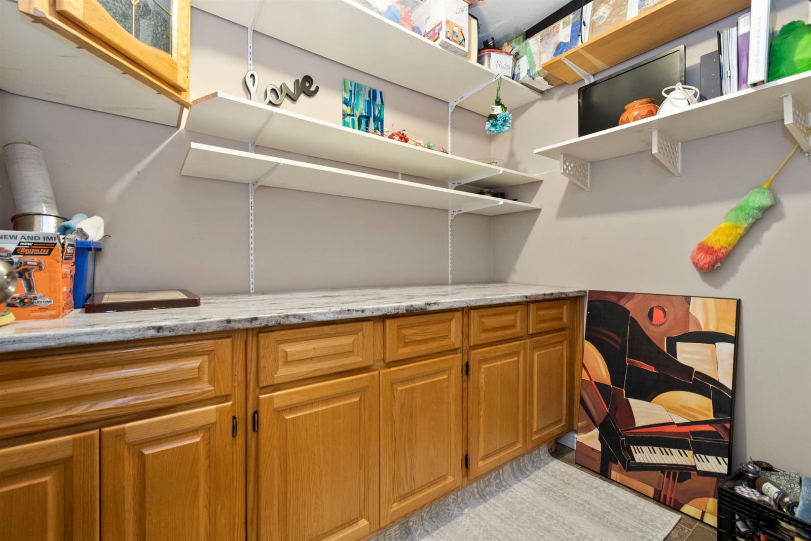Listing Image 23