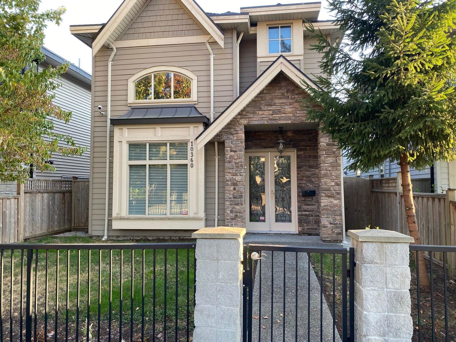Listing Image 1