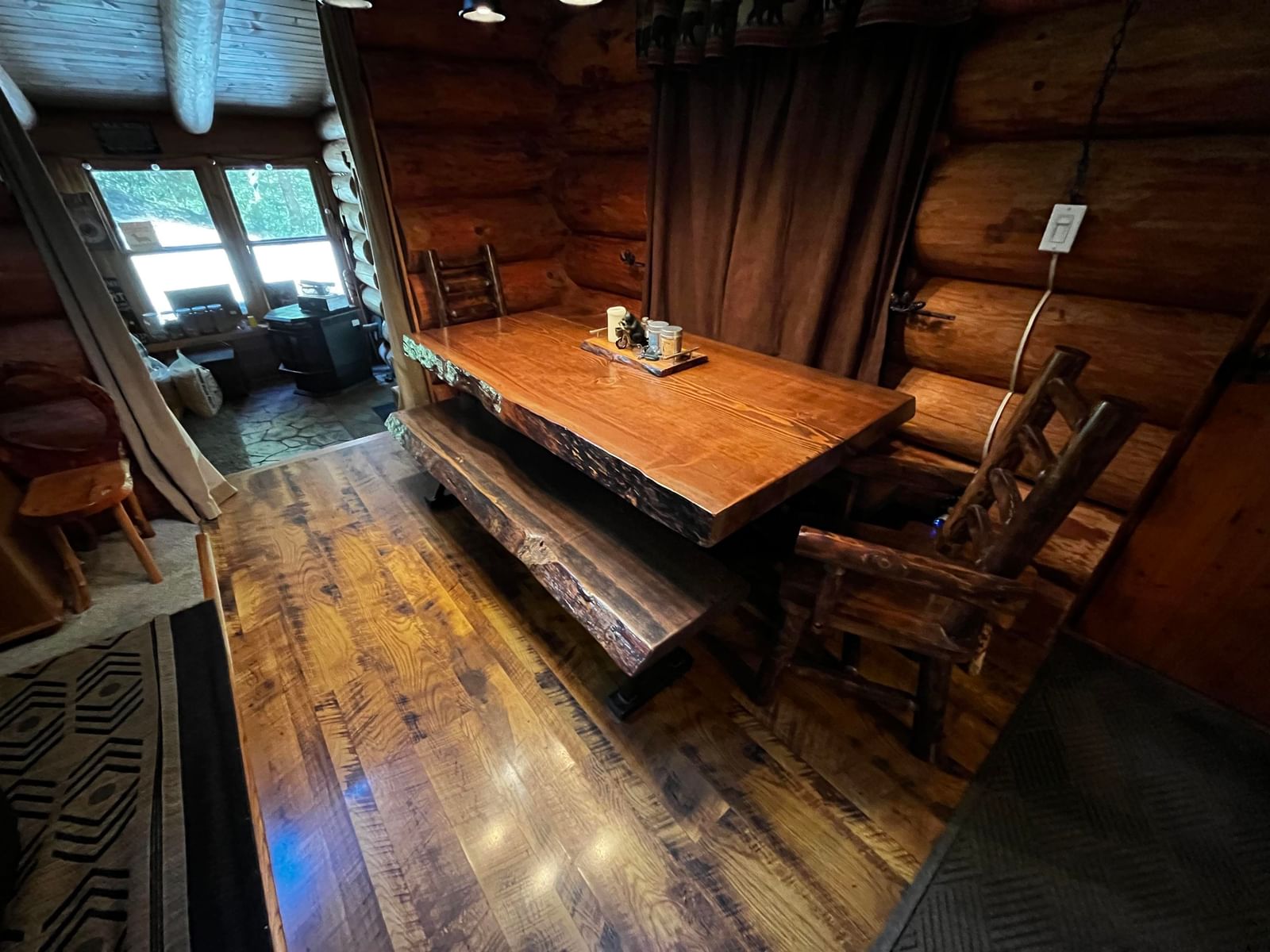Listing Image 19