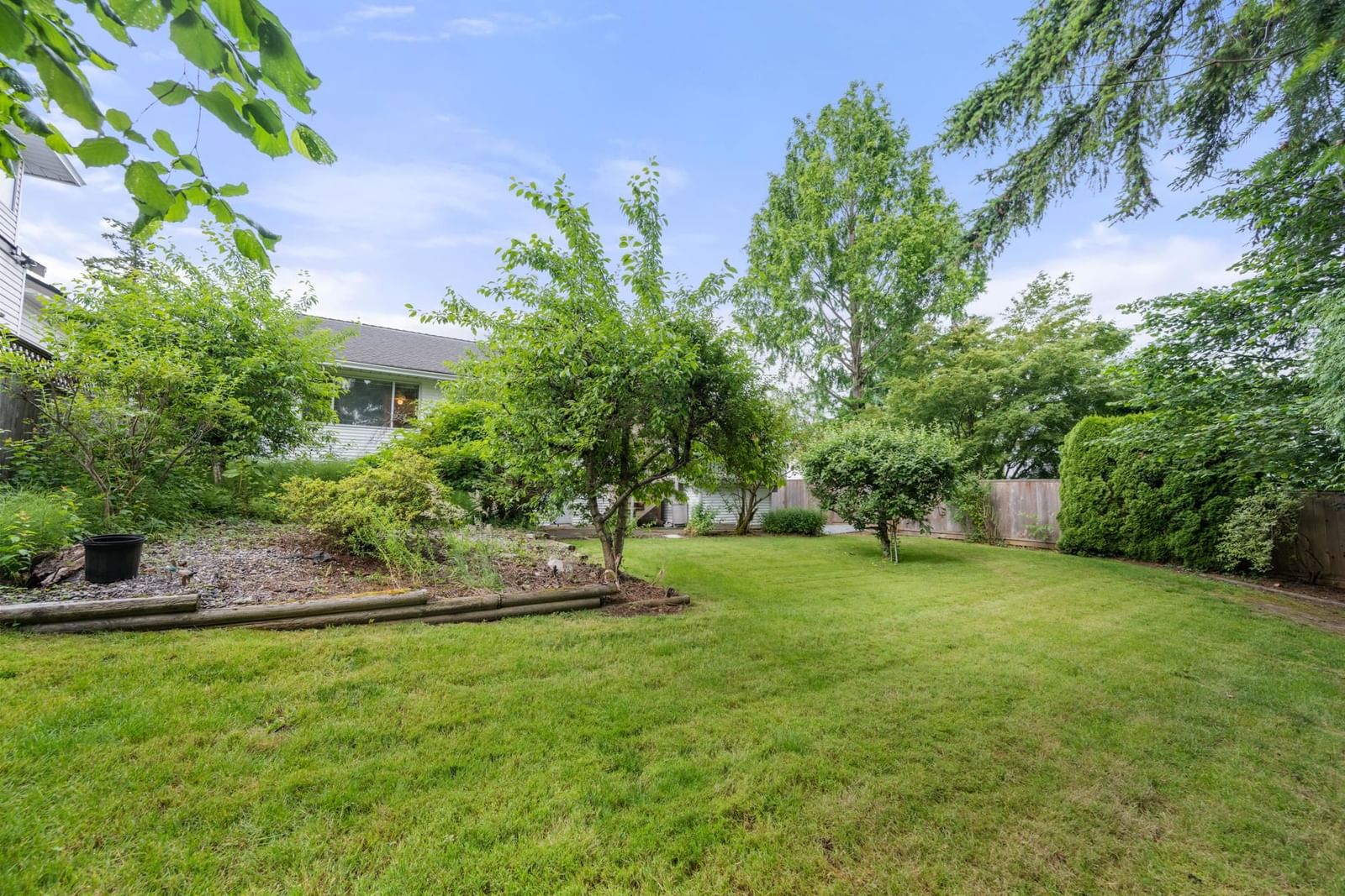 Listing Image 34