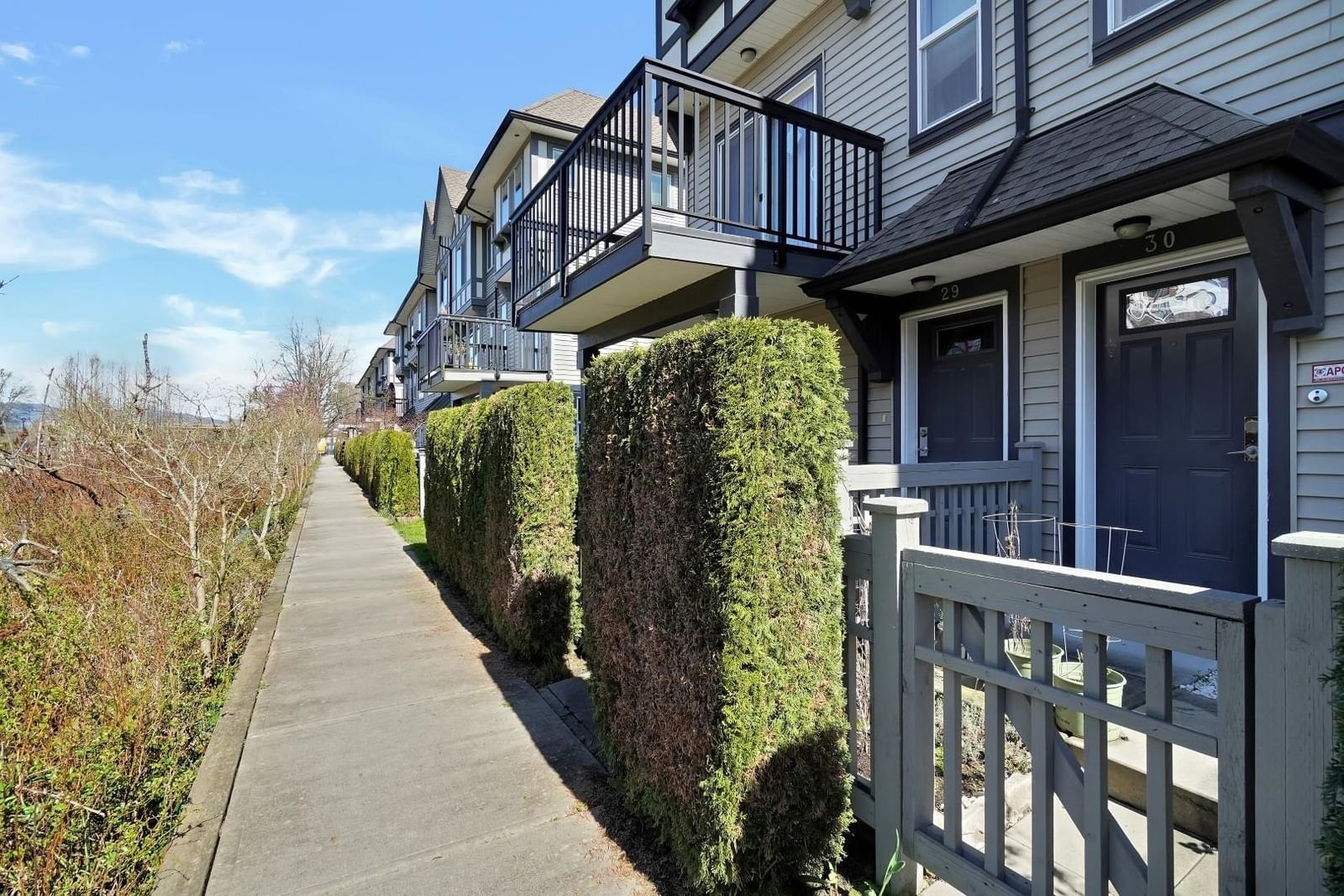 Listing Image 20