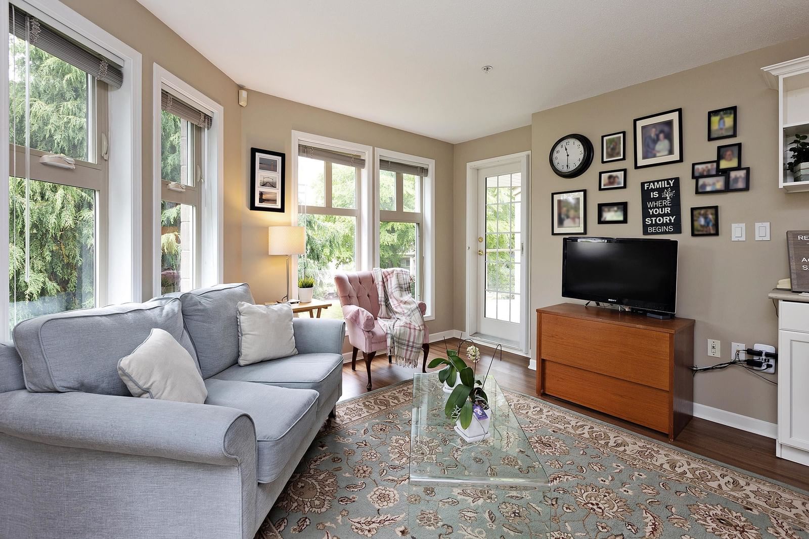 Listing Image 12
