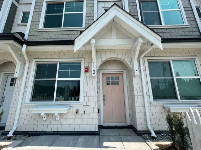112 - 707 Robinson Street
