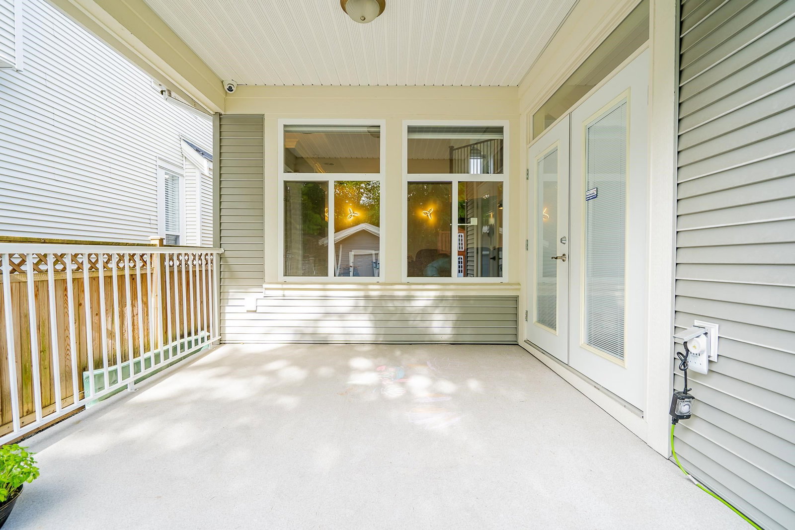 Listing Image 29