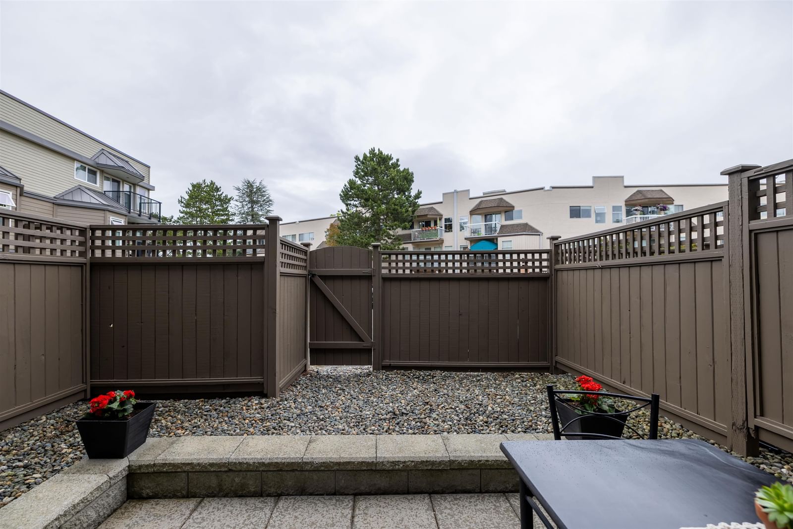 Listing Image 27