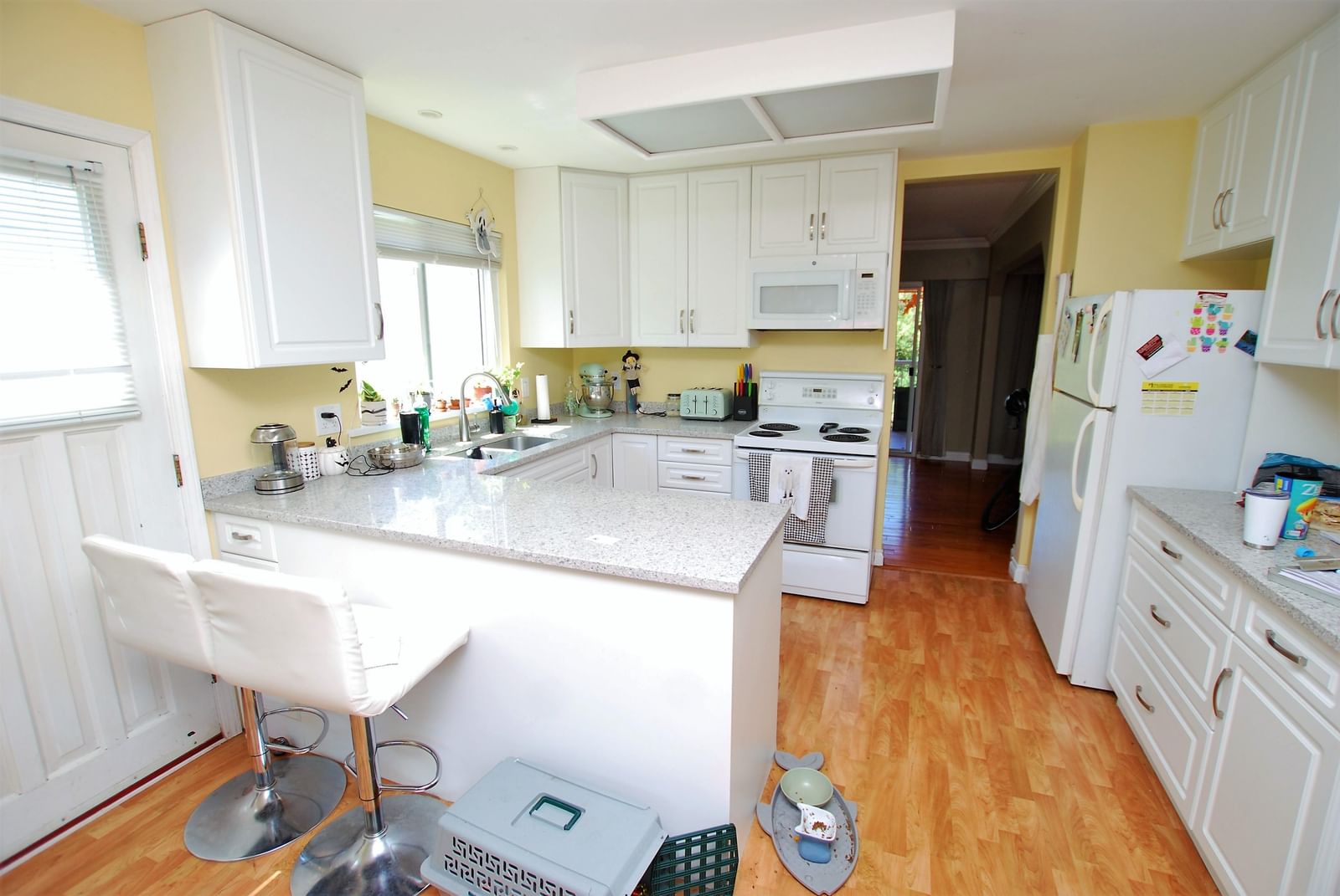 Listing Image 5