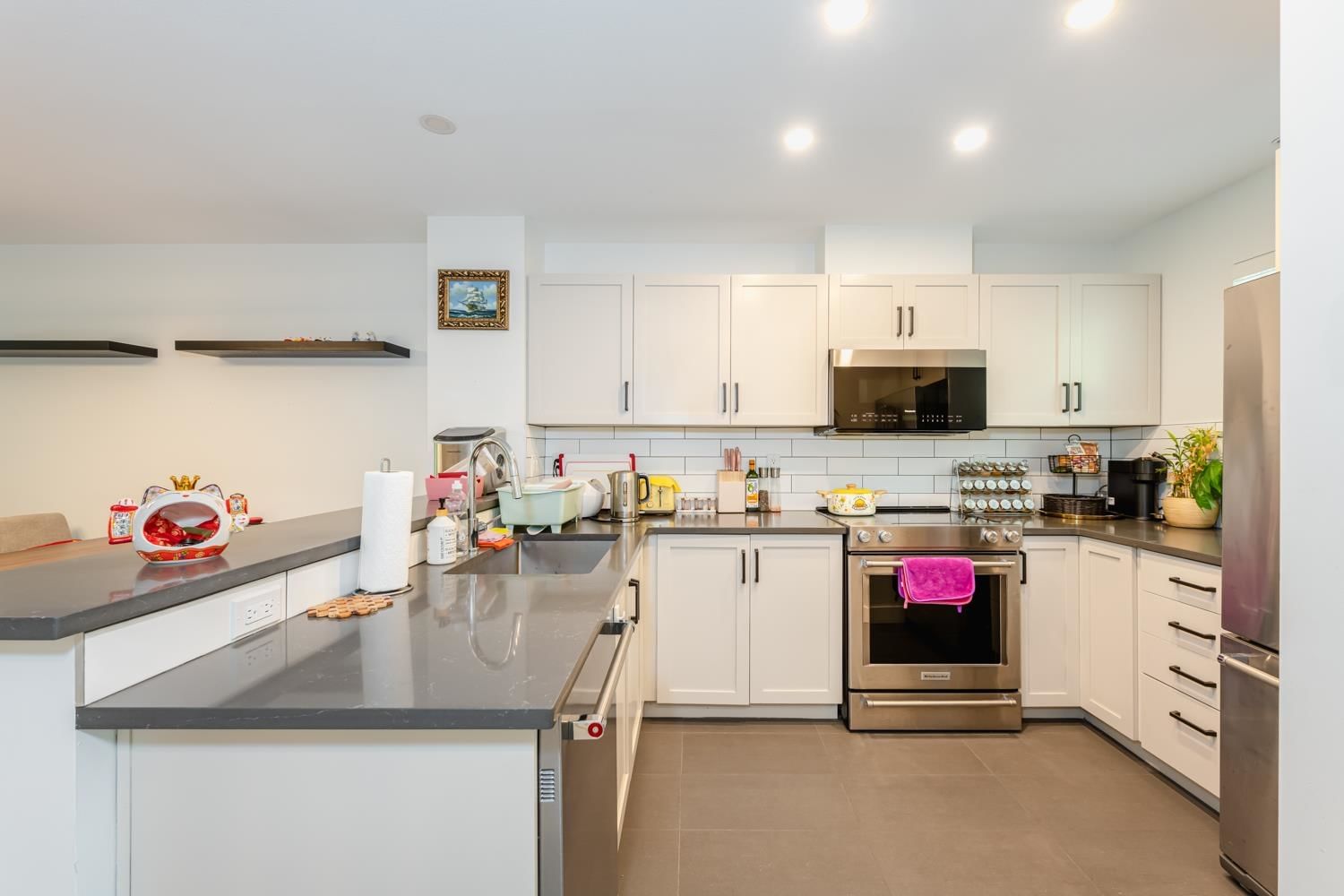 Listing Image 13
