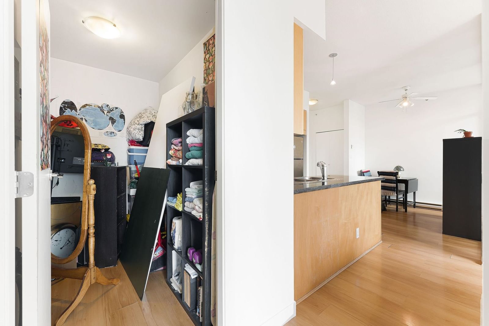 Listing Image 20