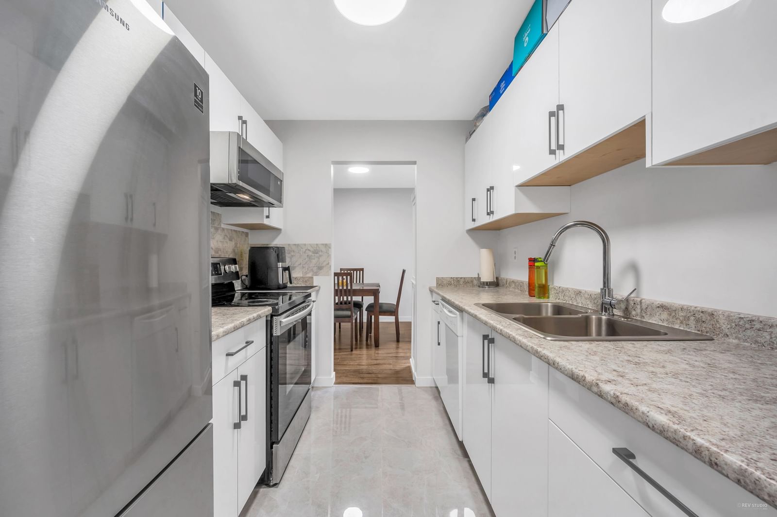 Listing Image 13