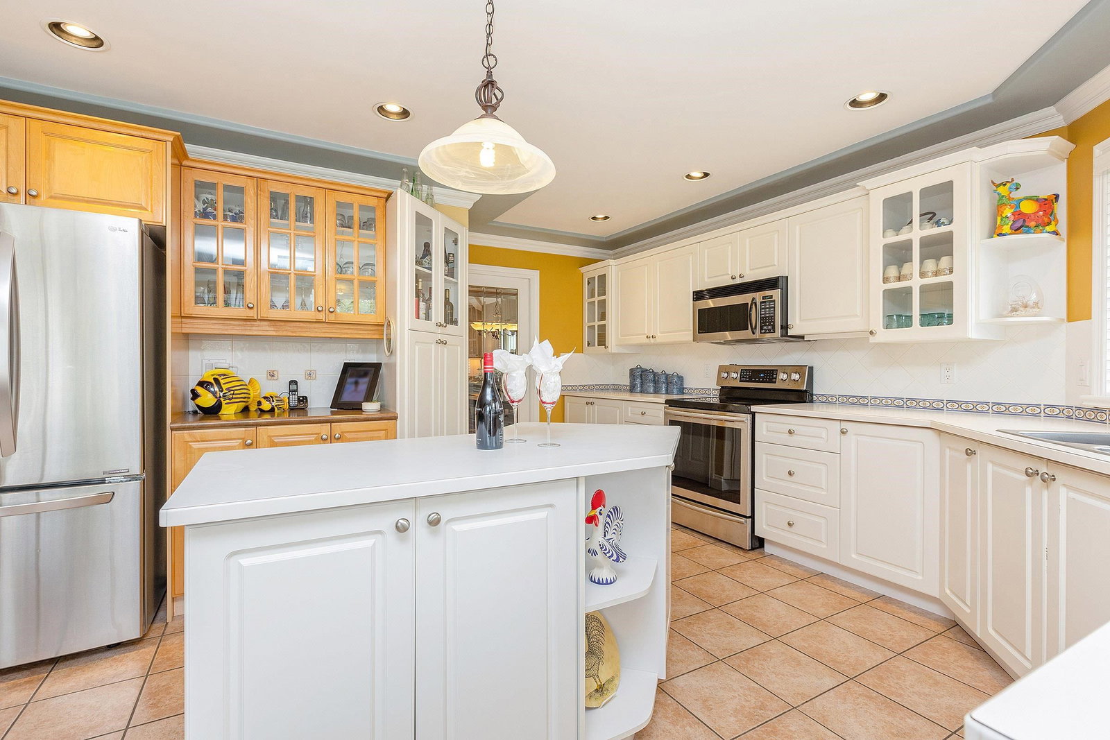 Listing Image 10