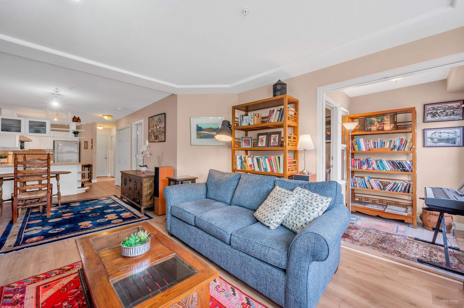 Listing Image 9