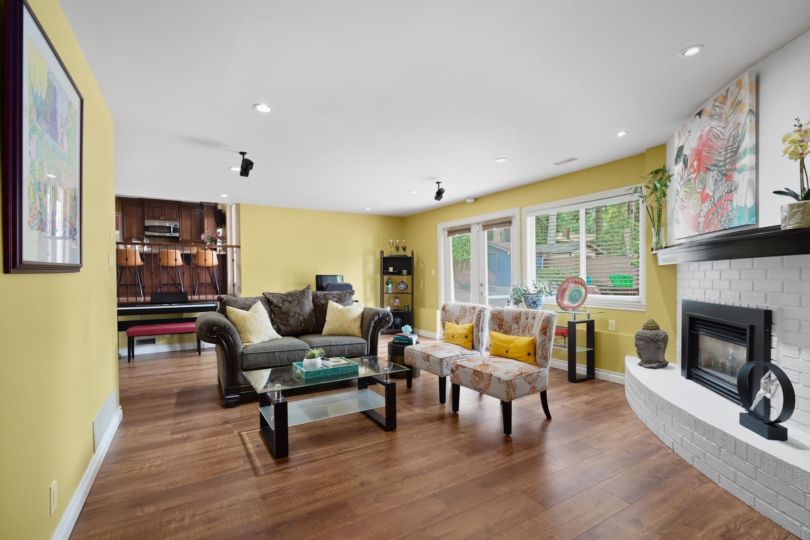 Listing Image 15