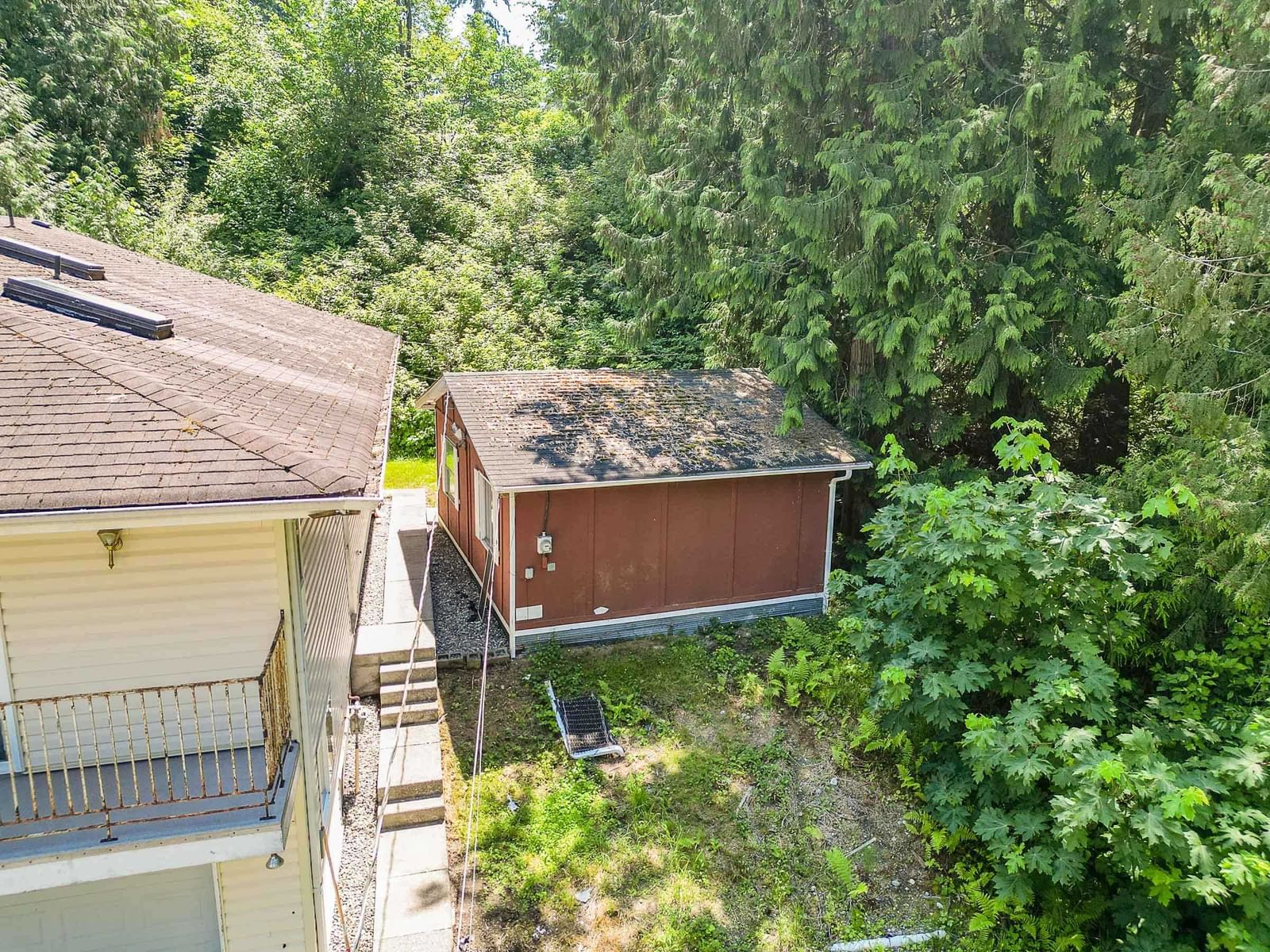 Listing Image 11