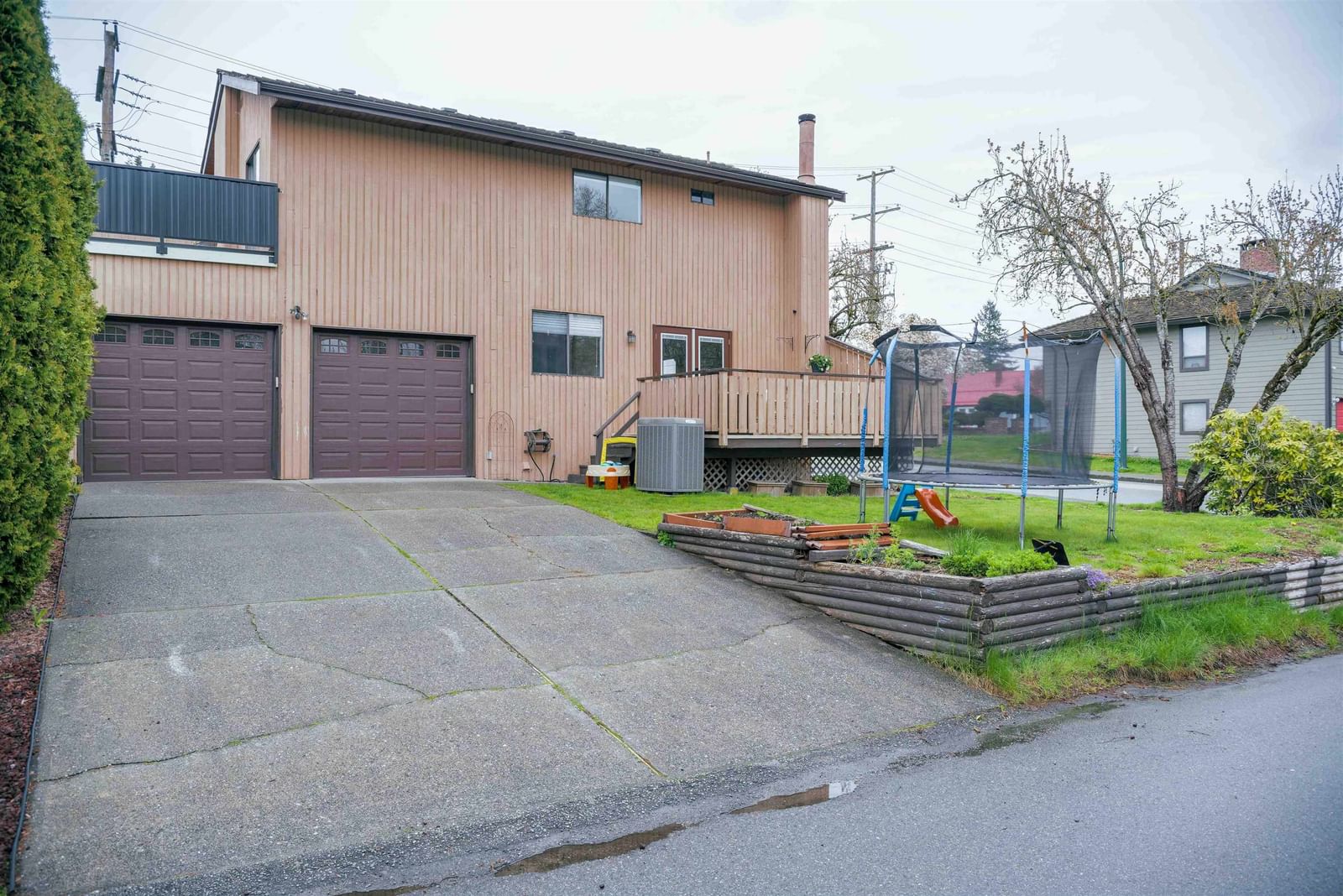 Listing Image 16