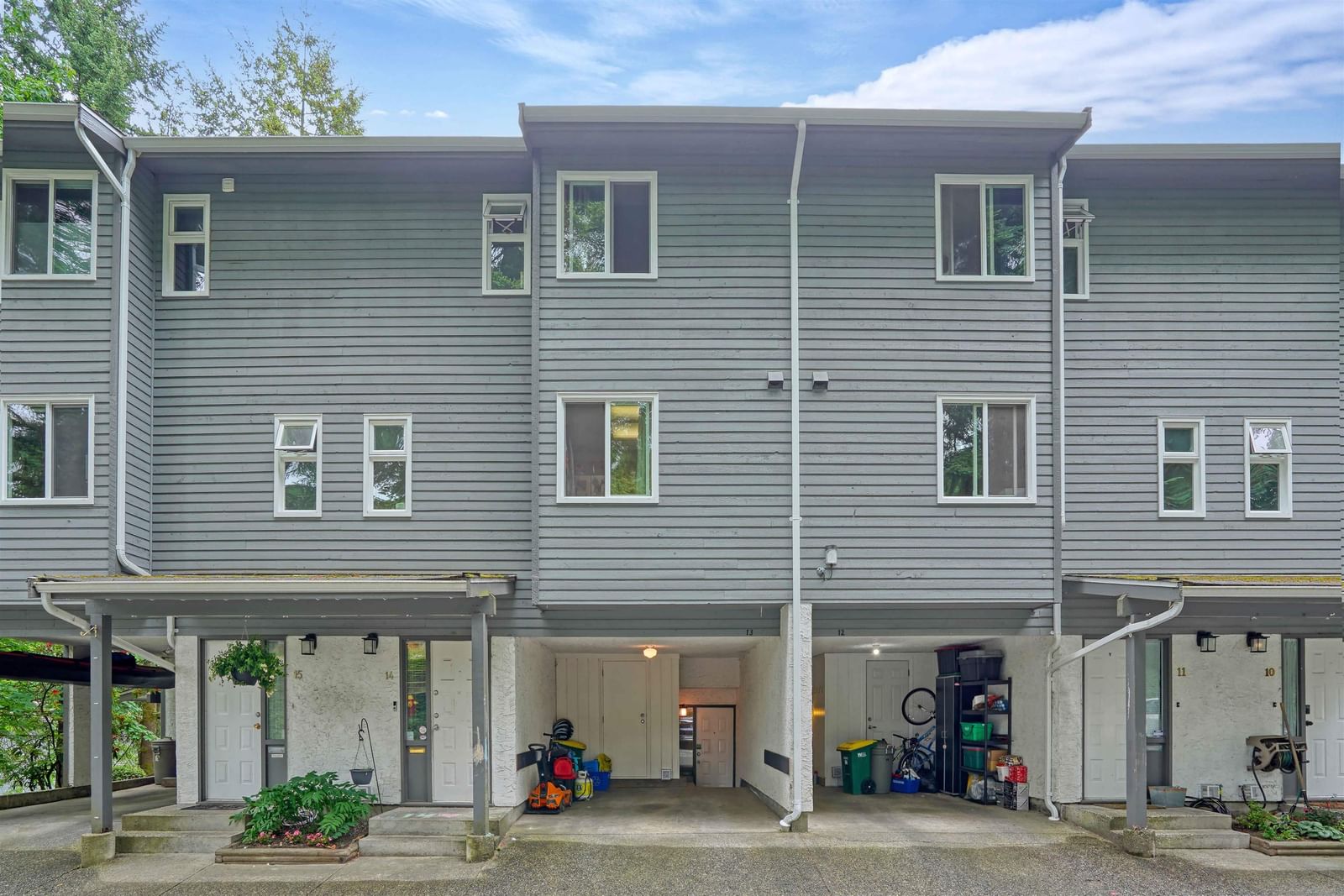 Listing Image 23