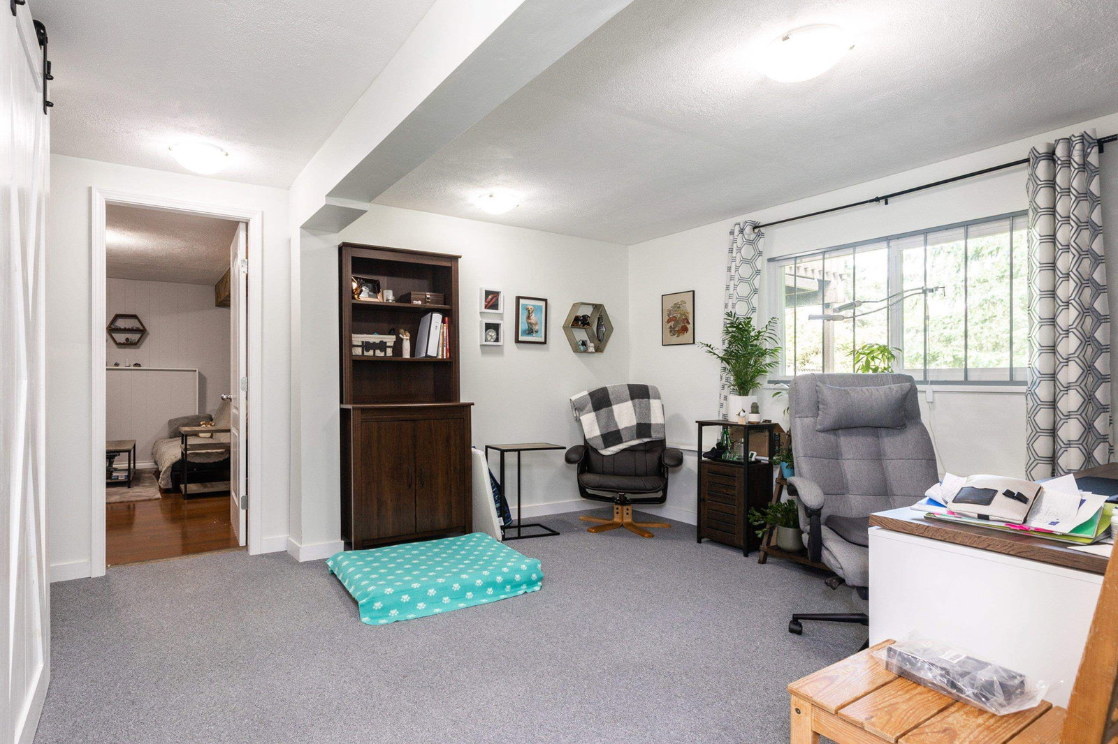 Listing Image 32
