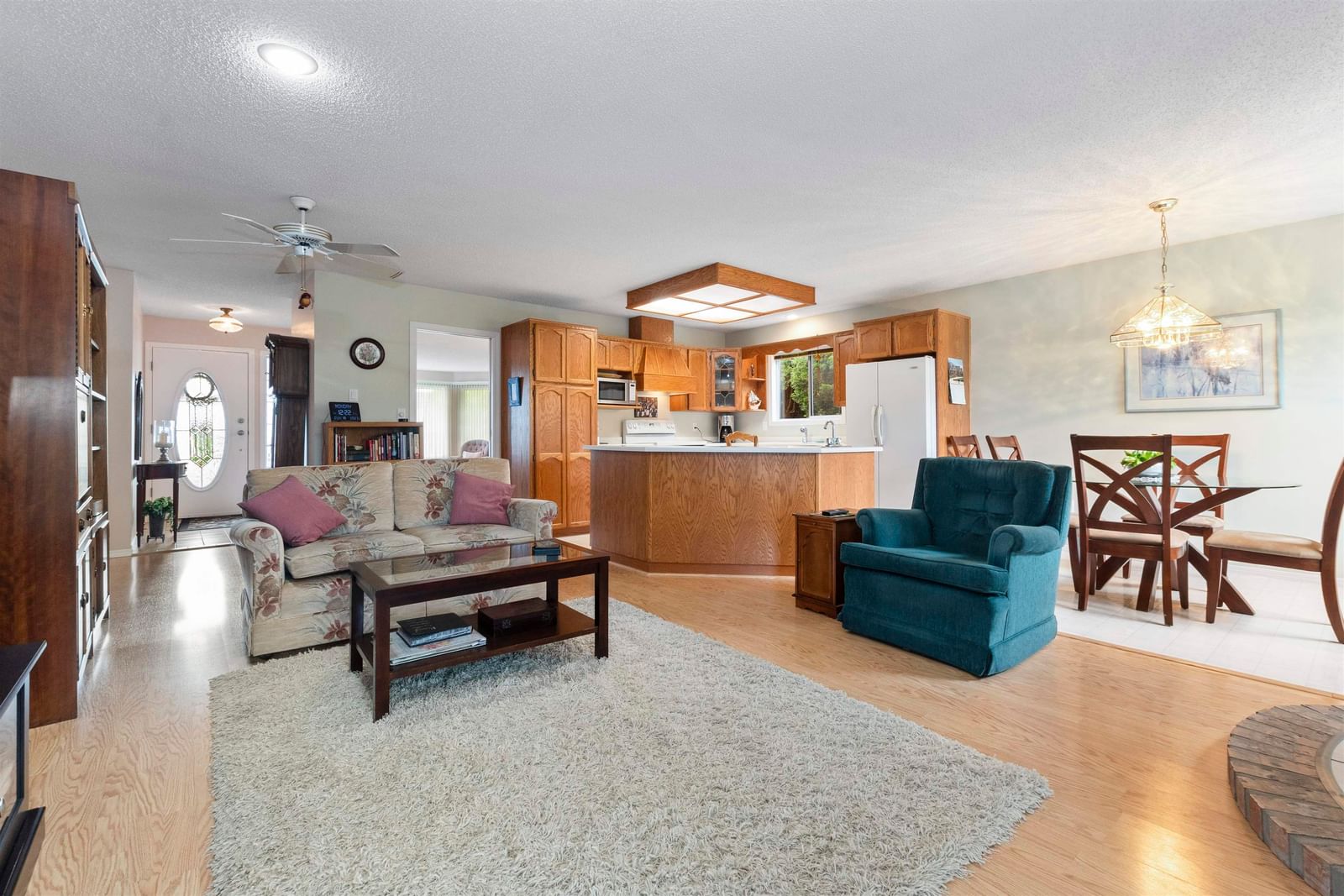 Listing Image 16