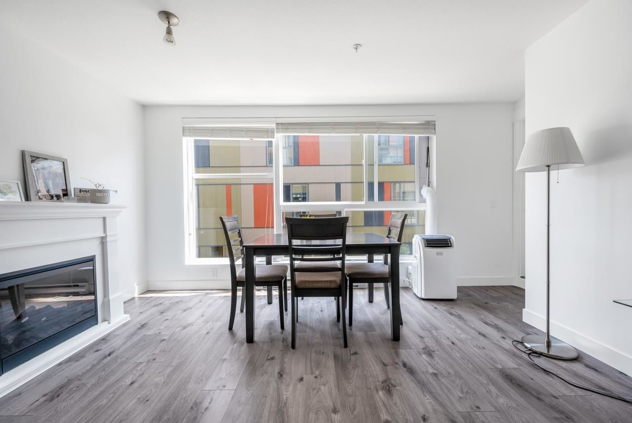 Listing Image 11