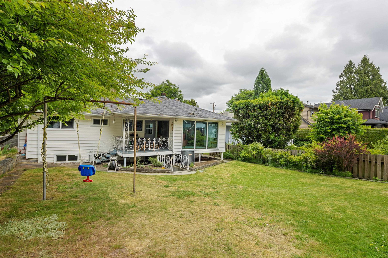 Listing Image 24