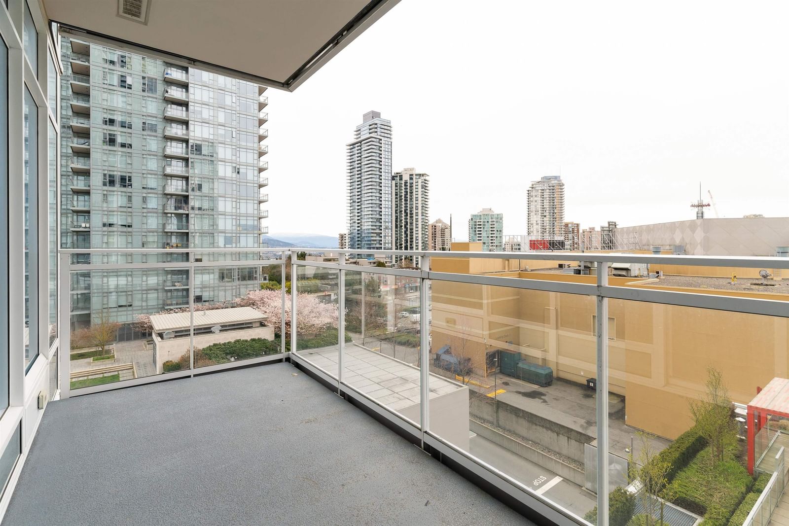 Listing Image 22