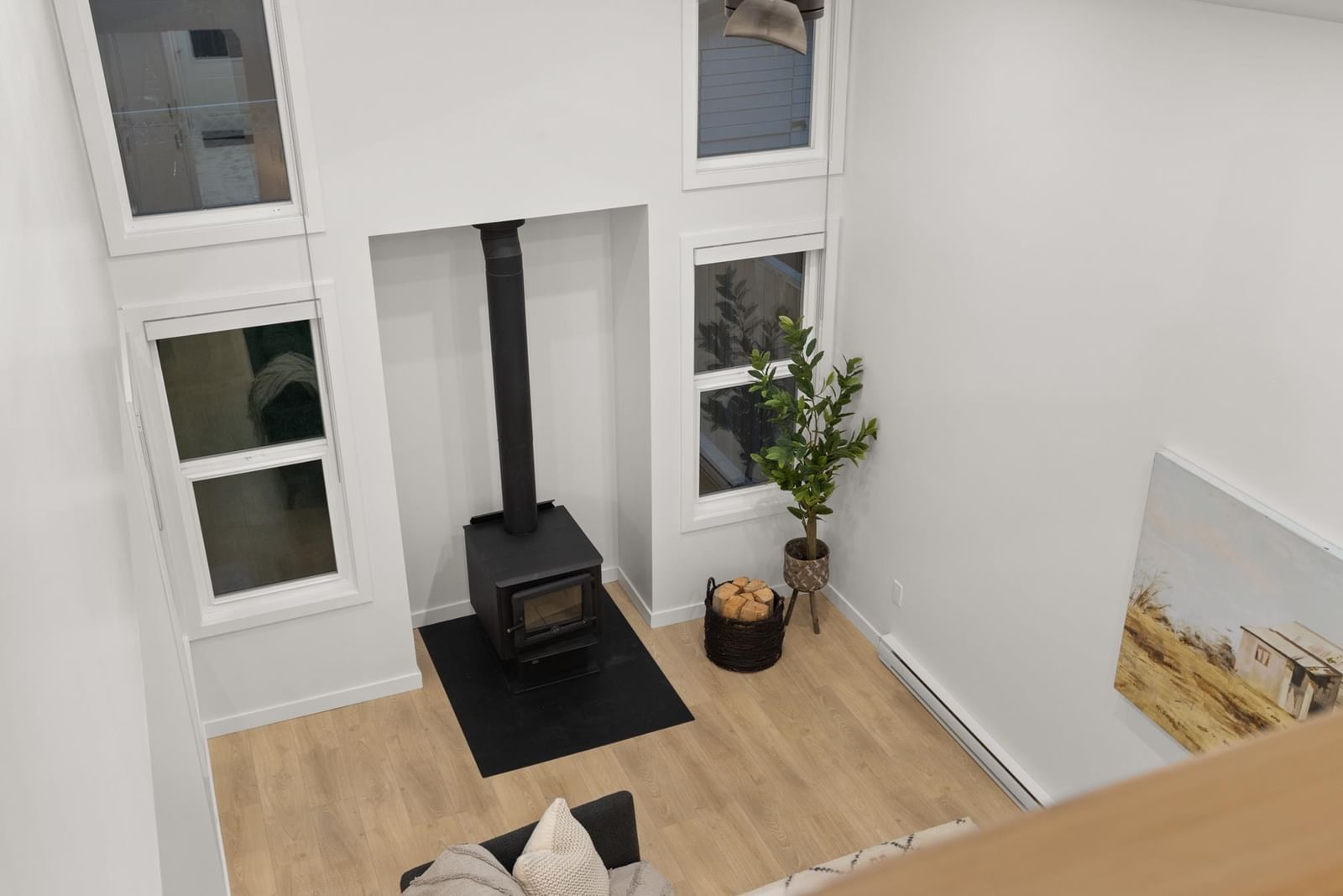 Listing Image 18