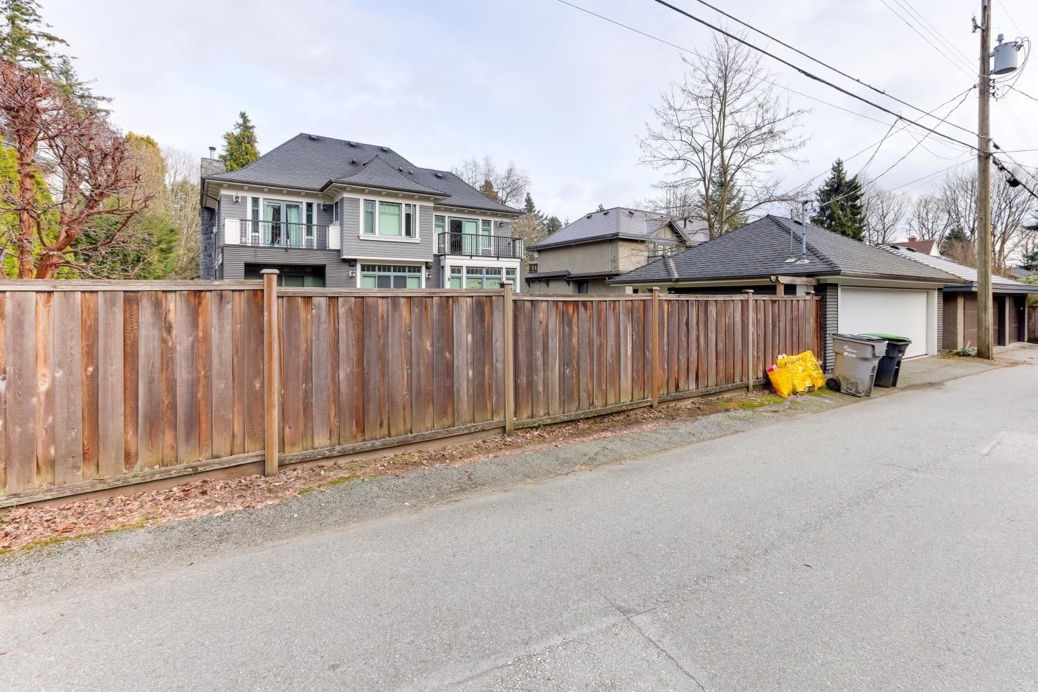 Listing Image 13