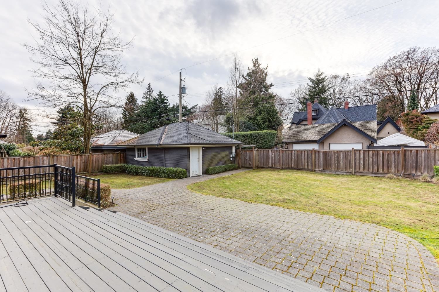Listing Image 9
