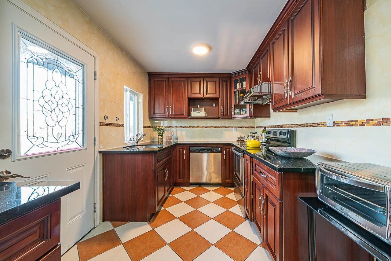Listing Image 13