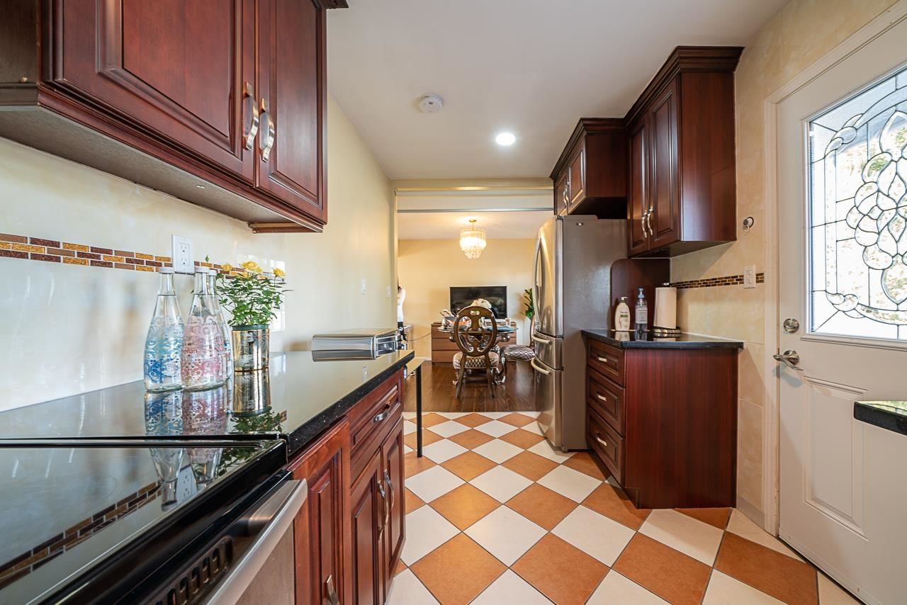 Listing Image 15