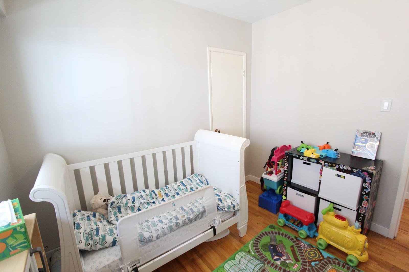 Listing Image 14