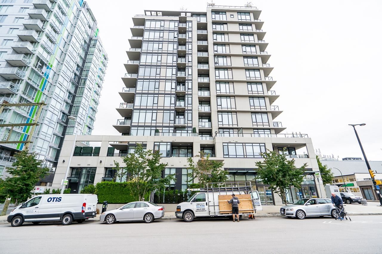 Listing Image 1
