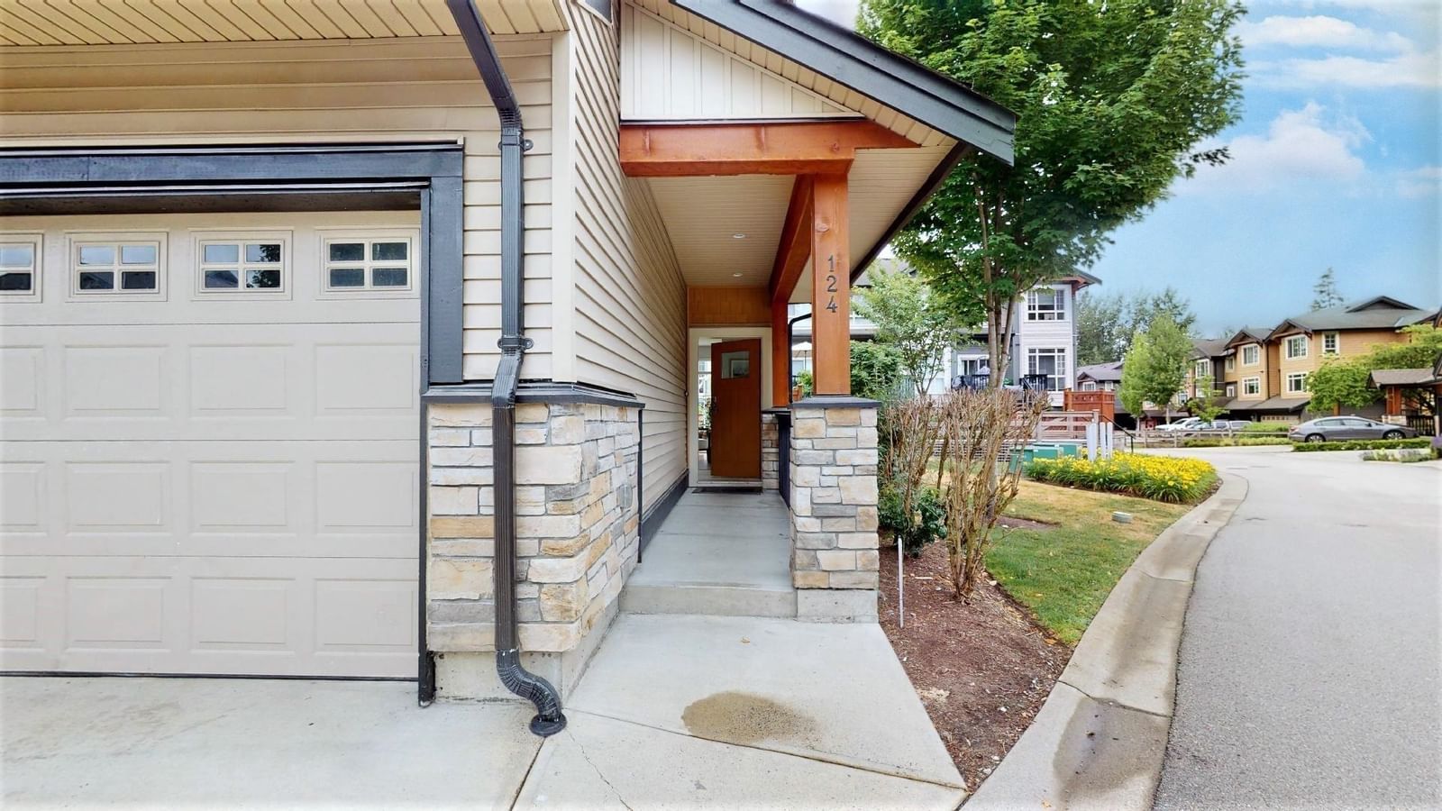 Listing Image 37