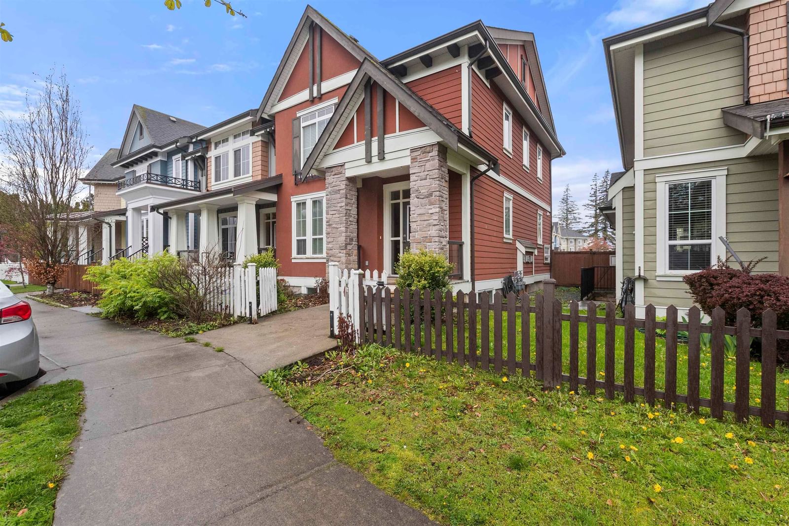 Listing Image 8