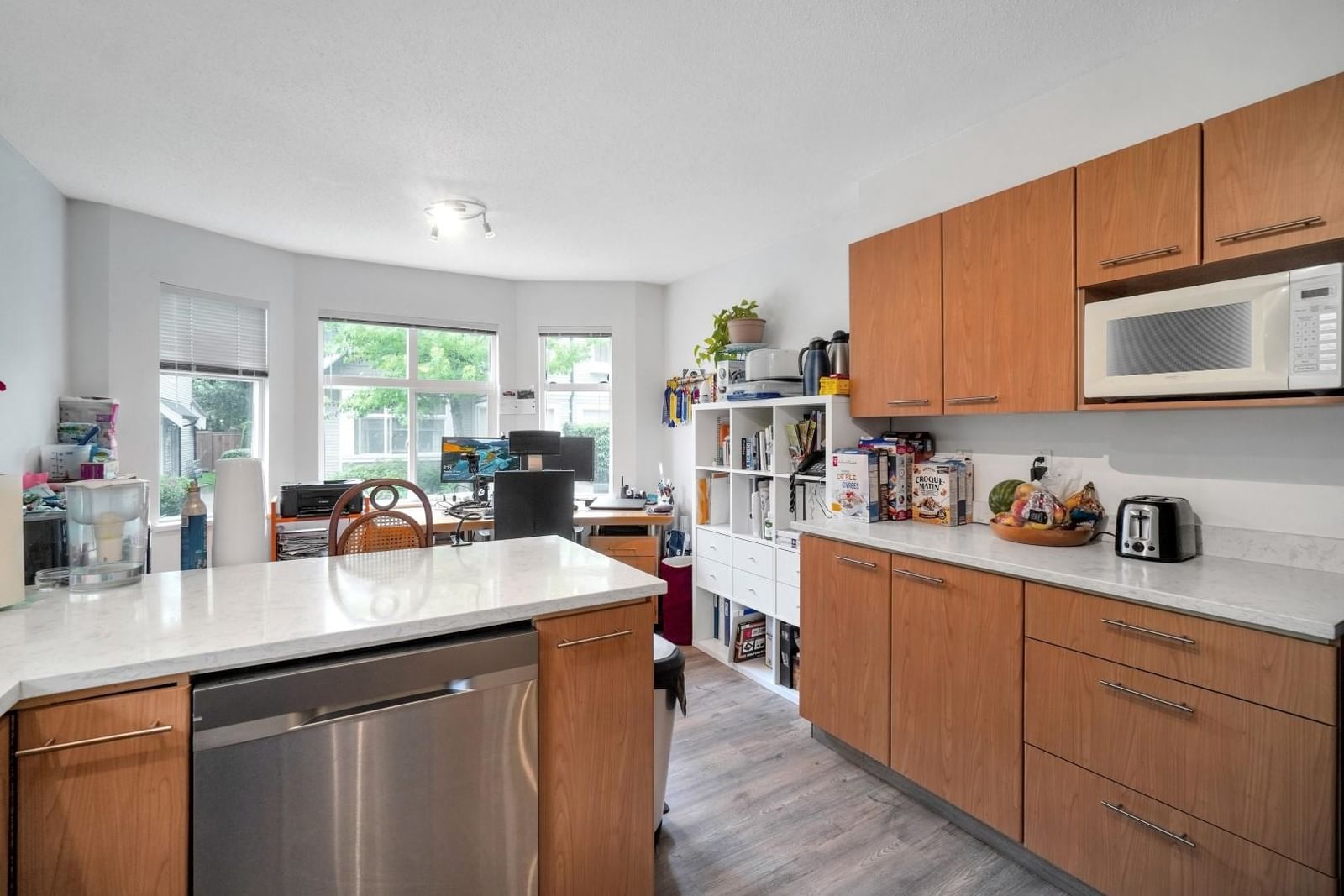 Listing Image 14