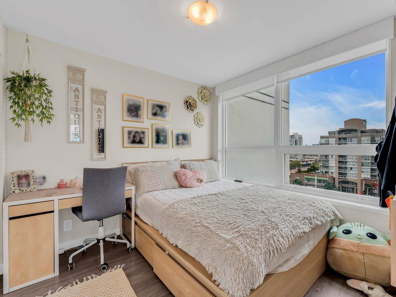 602 - 112 13th Street, North Vancouver, V7L 0E4 | Image 2