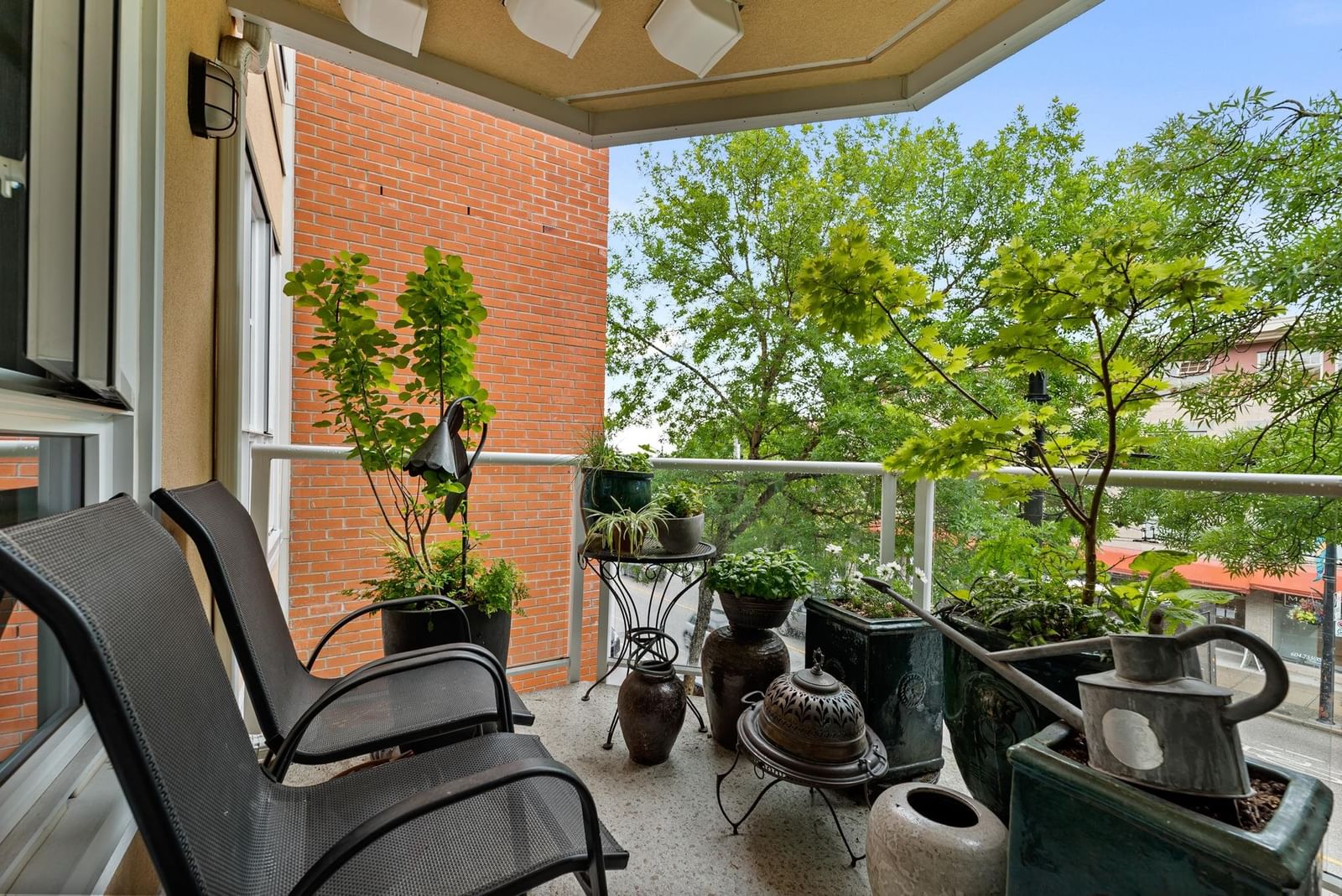 Listing Image 17
