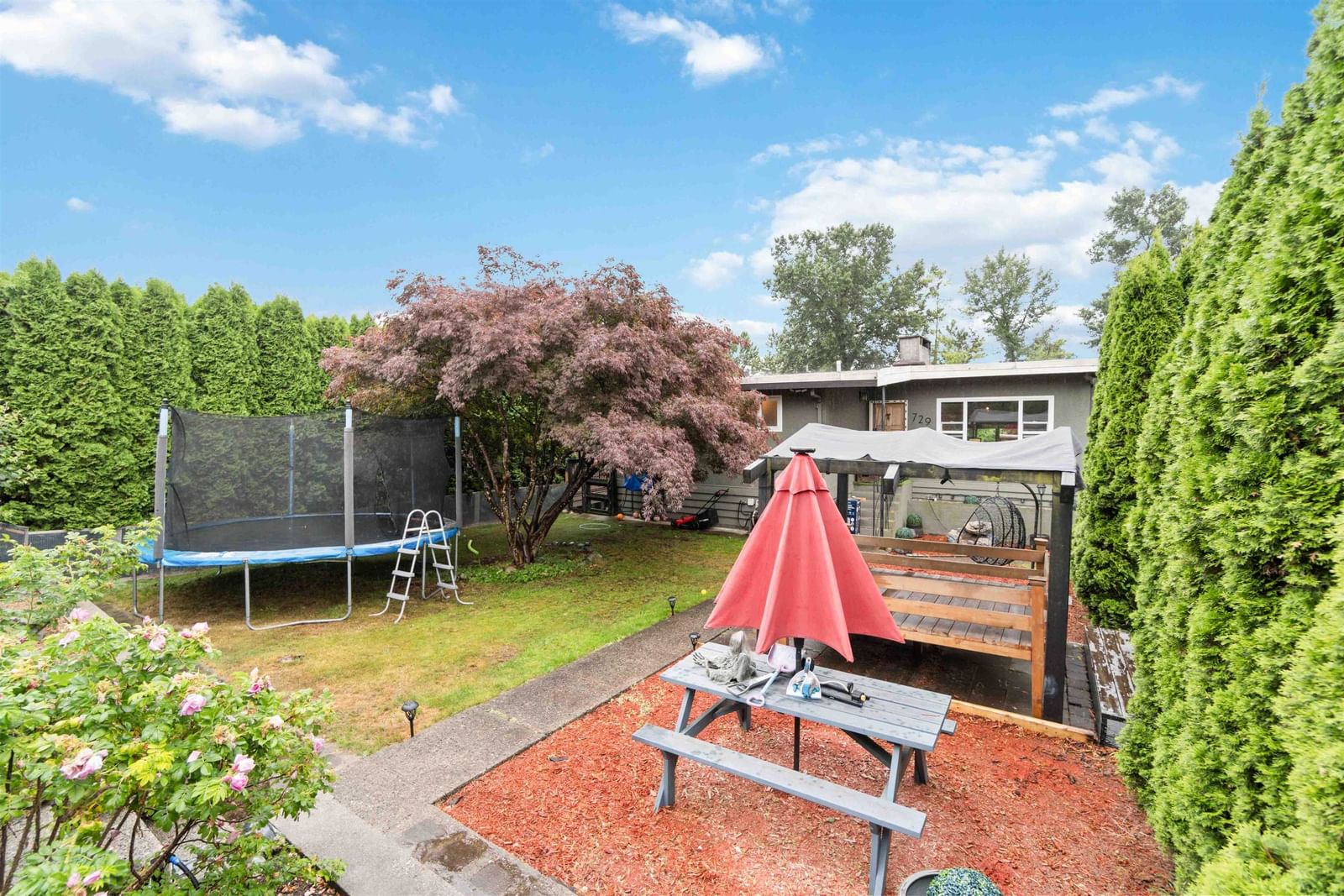 Listing Image 3