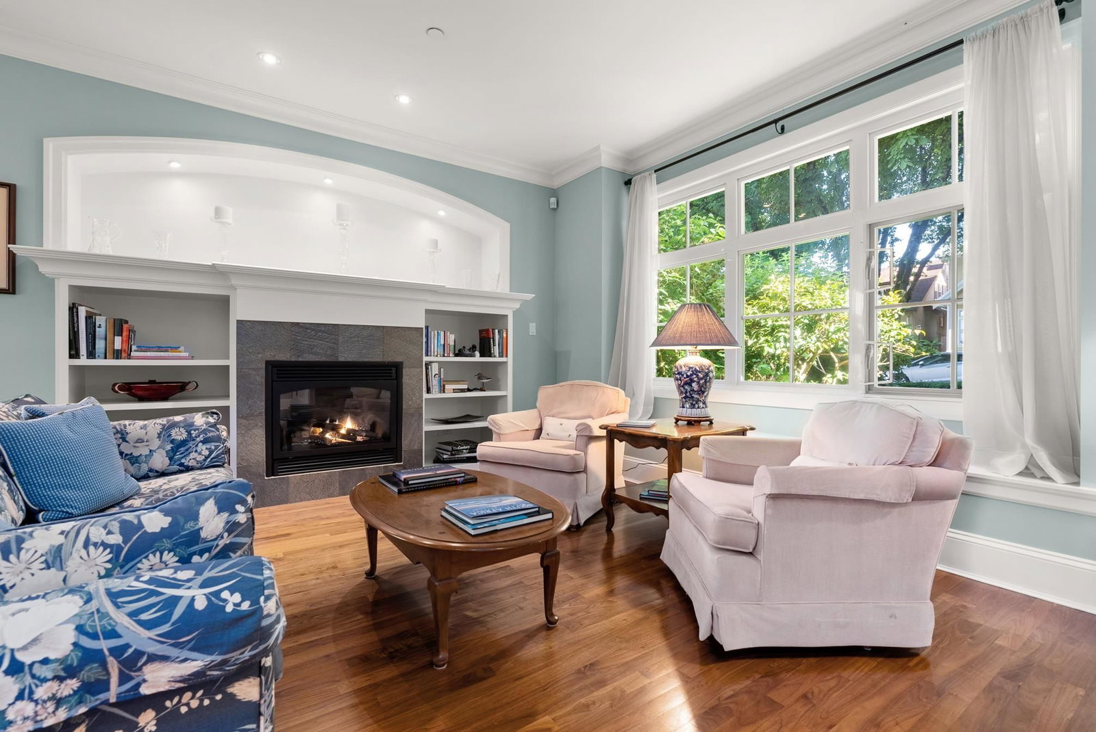 Listing Image 9