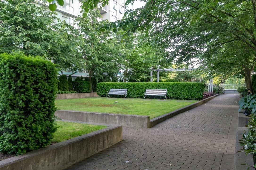 Listing Image 22