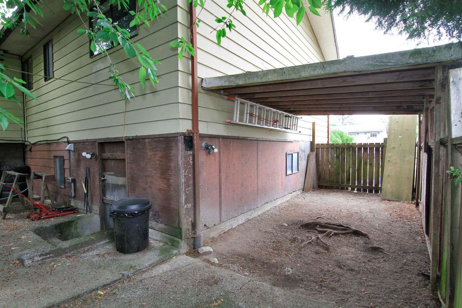 Listing Image 28