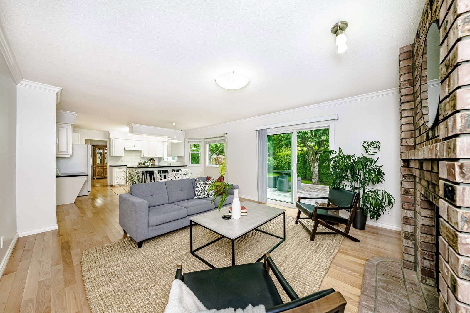 Listing Image 13