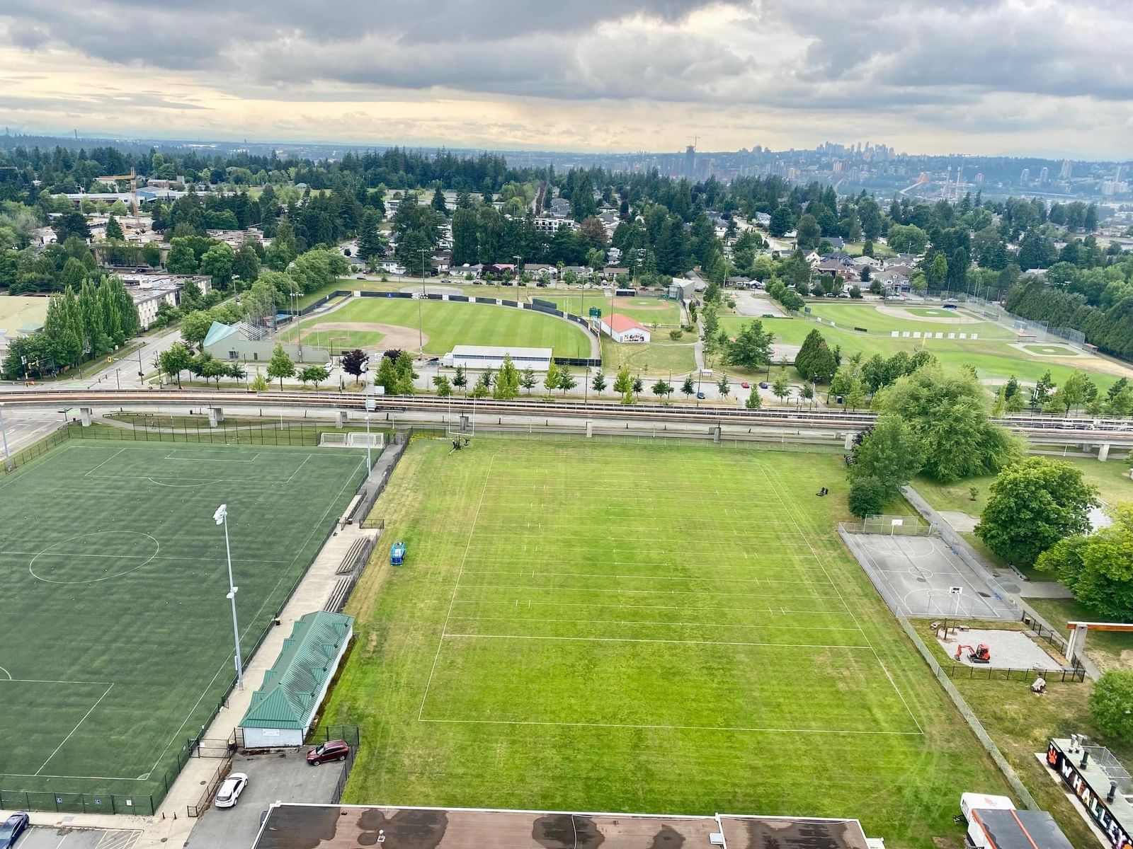 Listing Image 9