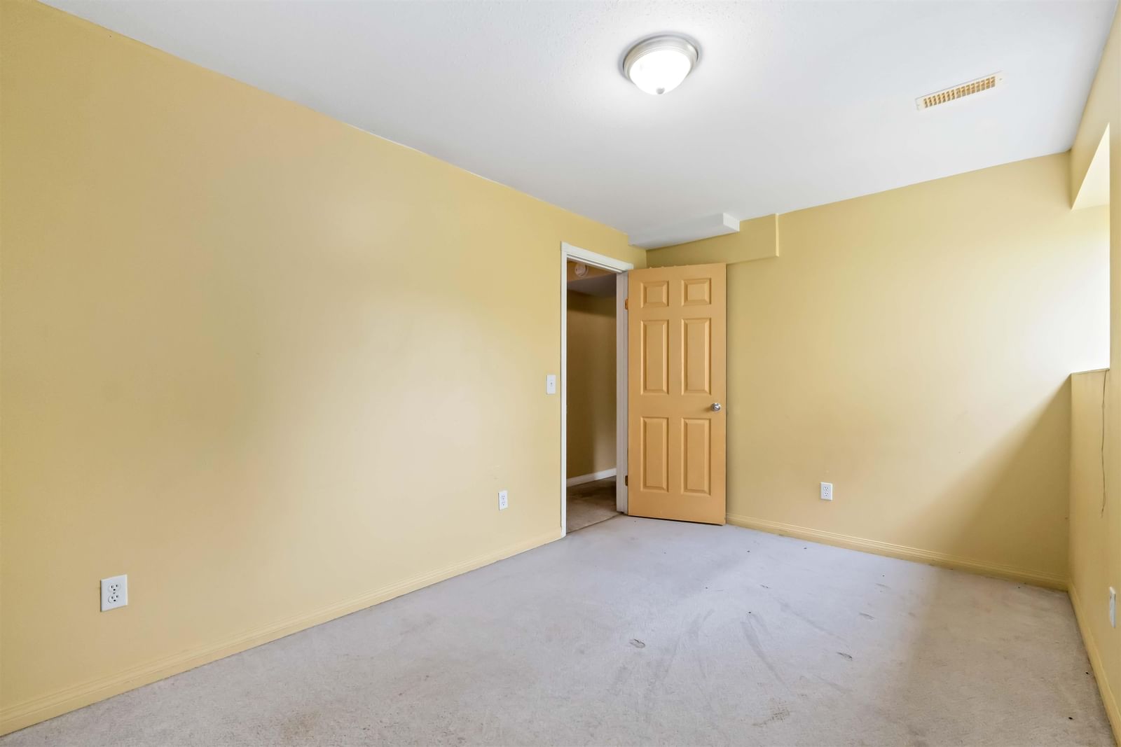 Listing Image 34