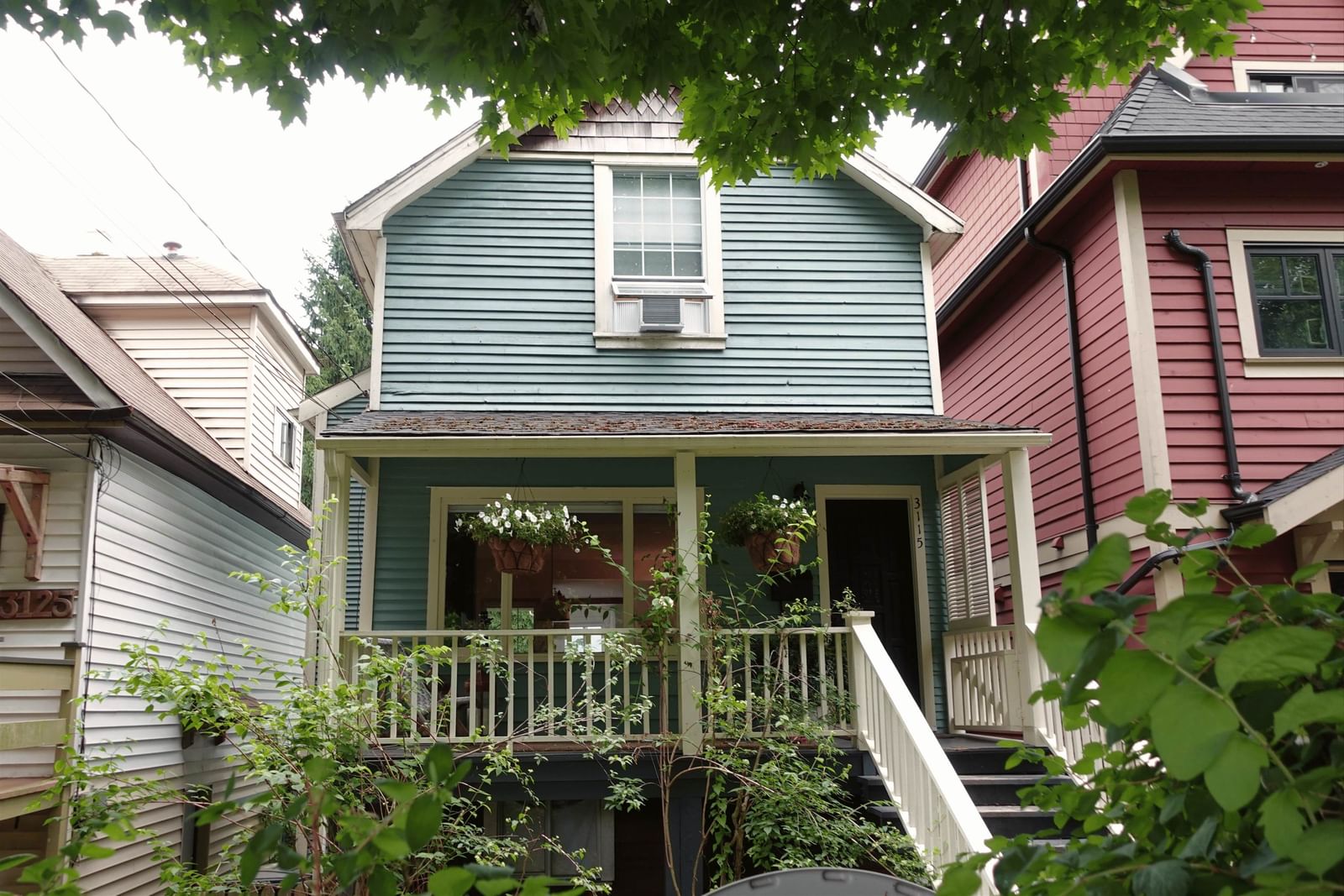 Listing Image 4
