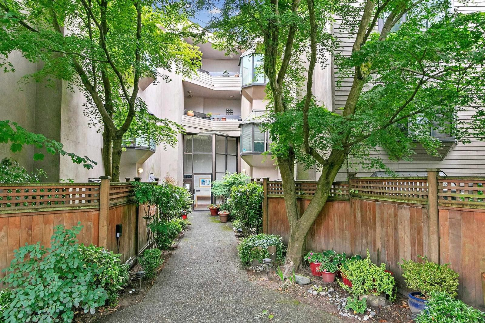 Listing Image 16