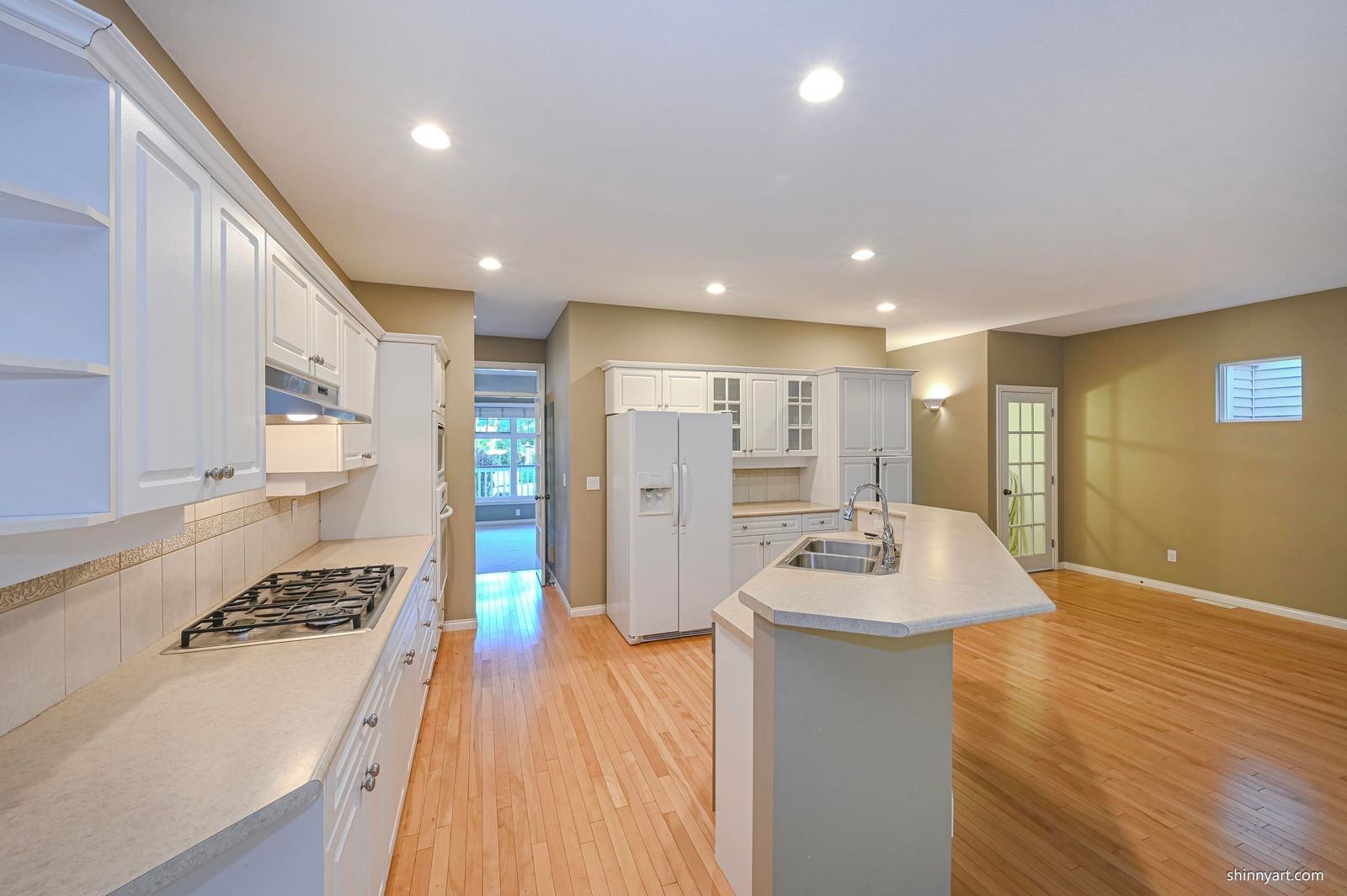 Listing Image 13